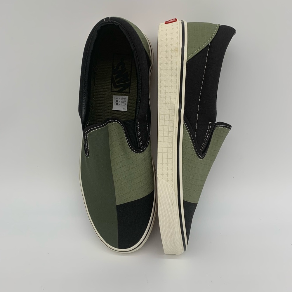 Classic Slip-On - Picture 3 of 10